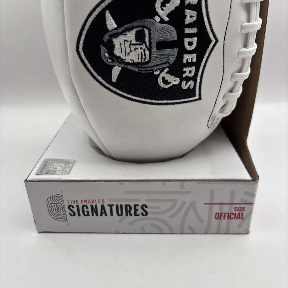 RAIDERS WILSON‎ LIVE ENABLED SIGNATURE AUTOGRAPHED FOOTBALL Darren McFadden #20